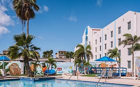 Tryp By Wyndham Aruba Adults Only Hotel